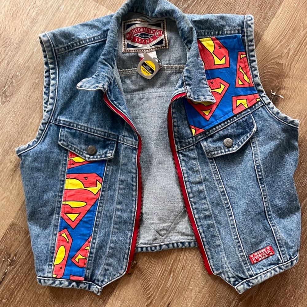 Hydraulic Jeans Vest - Superman Hand Applique Repurposed Jeans - Picture 4 of 12